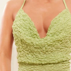 Robe Longue Texturée Vert Sauge à Col Bénitier Et Découpes Dans Le Dos -Jolie Vêtue Soldes Magasin 445317867b3957d08fa0c8dfad025892650d0dec cnd7585 4