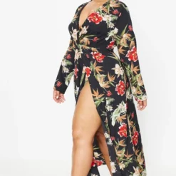 Plus - Longue Robe Noire à Imprimé Floral Torsadée Devant -Jolie Vêtue Soldes Magasin 44714b224496ea839740d44b3a50e78d8194a2a5 CLV2347 4