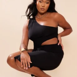 Plus Robe Asymétrique Longue Noire à Découpes -Jolie Vêtue Soldes Magasin 44d6ef52cee232b959ef6163699520bc757f27c5 cnd5059 3