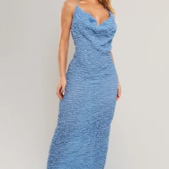 Robe Longue Texturée Bleue à Col Bénitier Et Découpes Dans Le Dos 8 Robe Longue Texturée Bleue à Col Bénitier Et Découpes Dans Le Dos -Jolie Vêtue Soldes Magasin 47718e3f144a6b7a22e963030d8f34669d5d187f cnd7584 2