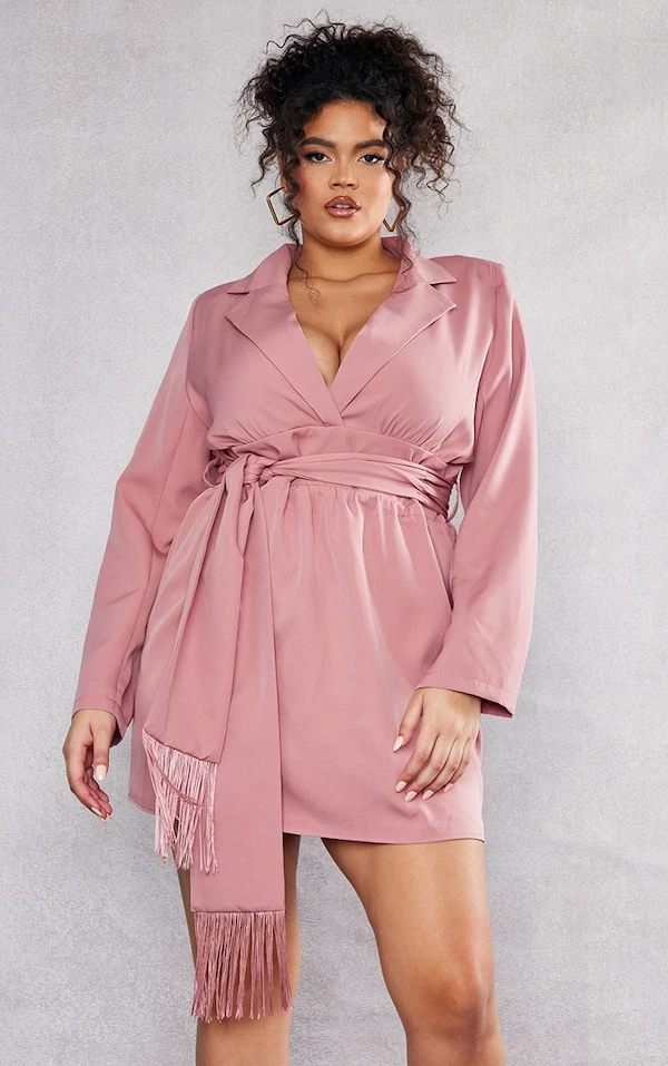 Plus Robe Portefeuille Rose à Ceinture Frangée 3 Plus Robe Portefeuille Rose à Ceinture Frangée