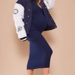 Maternité Robe De Grossesse Mi-longue Côtelée Bleu Marine Foncé à Manches Longues -Jolie Vêtue Soldes Magasin 49d9c3b468bb2fcfd56d09e84747c77ef392062e cnd2168 1