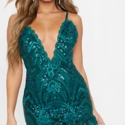 Robe Moulante Vert émeraude à Sequins Et Ourlet Dentelle Volanté