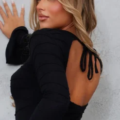 Robe Moulante En Jersey Texturé Noir Découpée Dans Le Dos -Jolie Vêtue Soldes Magasin 4c5617e464974fbb77339c57eb08d4acffbb9e7d cnd1338 4