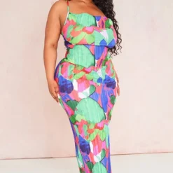 Plus Robe Mi-longue Verte Imprimé Fleurs Abstraites à Bretelles Et Jupe Plissée -Jolie Vêtue Soldes Magasin 4dcede8d1ada2d97d2026b903e10fa1e2247f1ff cne5091 3