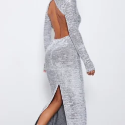 Robe Longue Découpée Côtelée Noir & Blanc à Col Carré