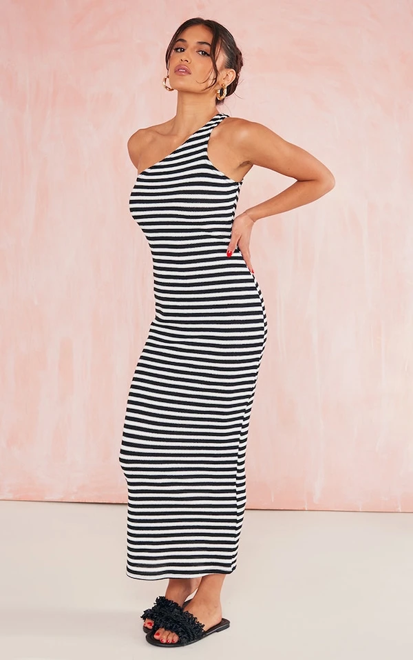 Robe Longue Asymétrique Texturée Noir & Blanc à Rayures 5 Robe Longue Asymétrique Texturée Noir & Blanc à Rayures – Image 3