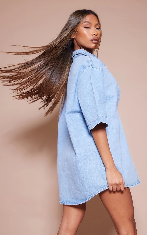 Robe Droite Oversize En Jean Bleu Clair Délavé 4 Robe Droite Oversize En Jean Bleu Clair Délavé – Image 2