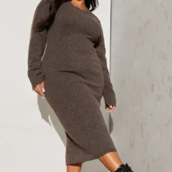 Renew Plus Robe Mi-longue Chocolat à Coutures Apparentes