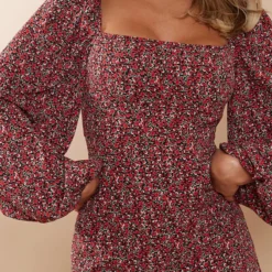 Robe Droite Col Carré Et Manches Bouffantes Rouge à Petites Fleurs -Jolie Vêtue Soldes Magasin 565dab5186f7b9769c70306636c110903286b2b2 cnc2850 4