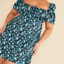 Plus Robe Droite Noire Imprimé Petites Fleurs à Manches Bouffantes -Jolie Vêtue Soldes Magasin 567d493c1d1b958c23cec0c86ebbcc9f85eac8d9 cnc9715 4