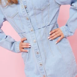 Robe En Jean Bleu Clair Délavé Cintrée à Détail Coutures -Jolie Vêtue Soldes Magasin 5710bb22b82f9eb1d0a25d8586d83f2fb1c6967e cnc5724 4