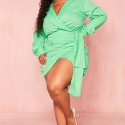 Plus Robe Chemise Portefeuille Vert Clair à Effet Drapé