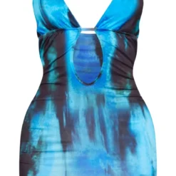 Robe Très Moulante Bleue Imprimé Abstrait à Décolleté Et Bretelles -Jolie Vêtue Soldes Magasin 5b5c6e547a3f34896340e0a543cf93b171f0081a cne7810 5