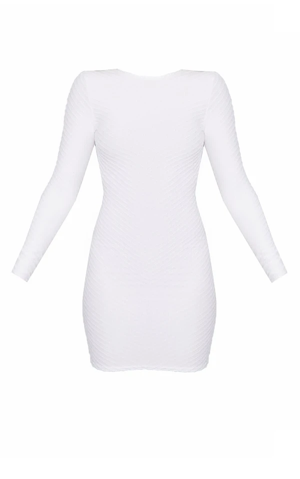 Robe Moulante Texturée Blanche Nouée Et Ouverte Dans Le Dos à Manches Longues 7 Robe Moulante Texturée Blanche Nouée Et Ouverte Dans Le Dos à Manches Longues – Image 5