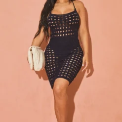 Petite Mini Robe Noire à Col Bénitier En Maille Crochet -Jolie Vêtue Soldes Magasin 5be4c18d4c5d6af8c7206d16164de3d807c3d1c0 cmw7899 4