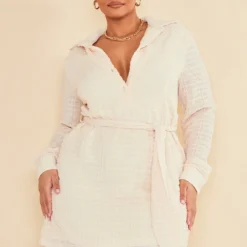 Plus Robe Chemise Texturée Taupe à Nouer Sur La Taille -Jolie Vêtue Soldes Magasin 5d0a16475d6f9d6f23775908c47ee9854f5f496b cnc7364 3