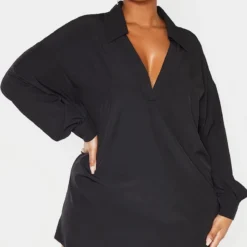 Plus Robe Chemise Droite Noire à Col En V