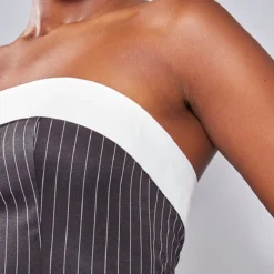 Robe Bustier Moulante Noire à Fines Rayures -Jolie Vêtue Soldes Magasin 5e955f1d1e630cebfe9c36477fe043e01ae9eb6a cnb9648 4