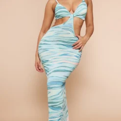 Shape Robe Longue Moulante Texturée Imprimée Bleue à Découpes -Jolie Vêtue Soldes Magasin 5ef40855b91ba228b693faaf4a1244e98b36eb8c cne0524 3