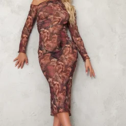 Robe Mi-longue Bordeaux Imprimé Renaissance Asymétrique En Mesh Froncé Sur Le Côté -Jolie Vêtue Soldes Magasin 5f1b5c4069a92bd7d03c9d7ddef8f9879837fdad cnd0039 3