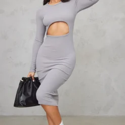 Logic Petite Robe Côtelée Découpée Gris Clair à Manches Longues