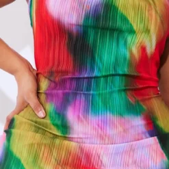 Plus Robe Longue Plissée Imprimé Multicolore à Col Bénitier -Jolie Vêtue Soldes Magasin 6159e7766bd21d3eab3f1822eb64a4fe6b309f3e cna7530 4