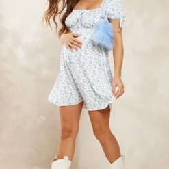 Maternité Robe De Grossesse Courte Bleue à Manches Courtes Et Petites Fleurs -Jolie Vêtue Soldes Magasin 62c5b4f62343349718465fae4946726f3be1dcdd cnd3076 3