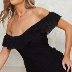 Robe Longue Texturée Noire à Volants Et Col Bardot -Jolie Vêtue Soldes Magasin 636ce7e4dcb48abb607318f5e0f270ae29b59923 cnd7622 4