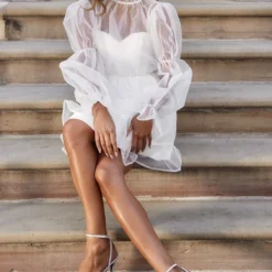 Robe Droite En Organza Blanc à Col Montant Et Manches Bouffantes 10 Robe Droite En Organza Blanc à Col Montant Et Manches Bouffantes -Jolie Vêtue Soldes Magasin 63775af9a8281aeb79ef3fe643883a19213bf174 cnd9165 4