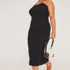 Plus Robe Mi-longue Texturée Noire Dos Nu 9 Plus Robe Mi-longue Texturée Noire Dos Nu -Jolie Vêtue Soldes Magasin 6449c73ce0ace76ef9ec054660032feee1d6359b cne4157 3