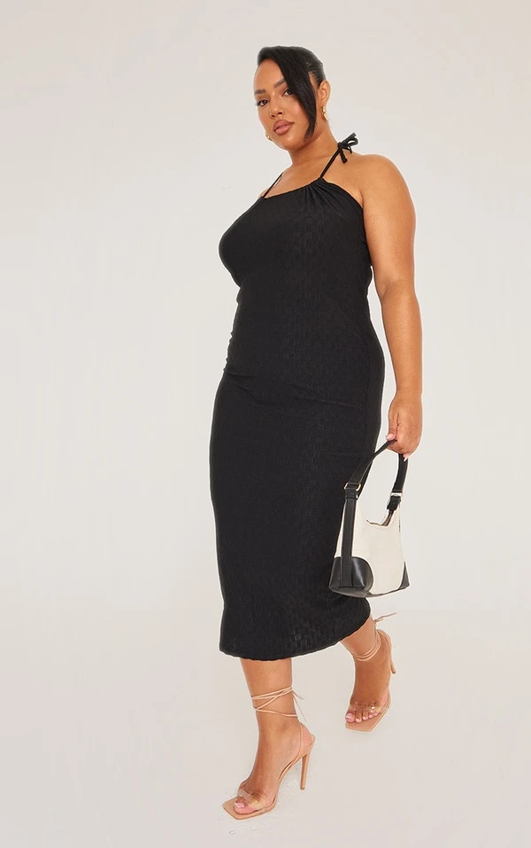 Plus Robe Mi-longue Texturée Noire Dos Nu 5 Plus Robe Mi-longue Texturée Noire Dos Nu – Image 3