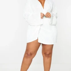 Plus Robe Texturée Blanche à Devant Portefeuille -Jolie Vêtue Soldes Magasin 64956ec6d8a90e602d697109f1d334460ba9b5df cmr0790 4