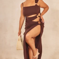 Plus Robe Asymétrique Longue Chocolat à Découpes Et Anneaux -Jolie Vêtue Soldes Magasin 6618700cc930ac6c6b6d9a379637281923c953af cne1819 3