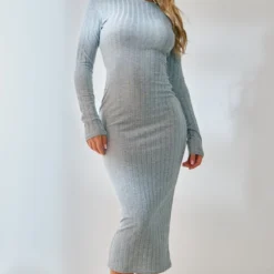 Robe Mi-longue Grise En Maille Côtelée Large à Dos Noué -Jolie Vêtue Soldes Magasin 66c39e45ffa5e5ddb0bd5caa66444833d90ddf49 cnd4073 3