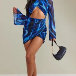 Robe Moulante à Imprimé Abstrait Bleu En Mesh à Découpes Et Manches Flare -Jolie Vêtue Soldes Magasin 683324291758e8c3c8ce0aca3a9d8c2249b63c49 cna6631 3