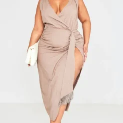 Plus Robe Mi-longue En Effet Lin Taupe à Détail Drapé -Jolie Vêtue Soldes Magasin 68b6de280d5b57b37c6abcc7489b1b6df41bb595 cnd6514 1