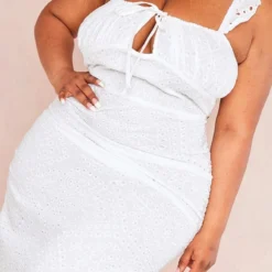 Plus Robe Mi-longue Blanche à Broderie Anglaise Et Volants -Jolie Vêtue Soldes Magasin 6aaad86f1e983f9ddd3d83794d6d32610e9eb211 cnd4857 4