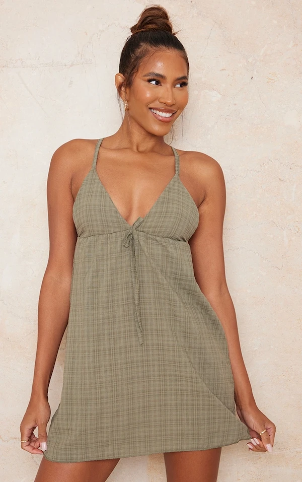 Robe Droite Kaki Tissée à Bretelles Croisées Dans Le Dos 5 Robe Droite Kaki Tissée à Bretelles Croisées Dans Le Dos – Image 3