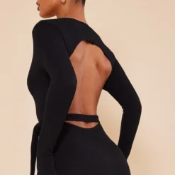 Robe Mi-longue Côtelée Noire à Dos Ouvert Et Taille Nouée -Jolie Vêtue Soldes Magasin 6b2d72e22bbfcea08d607fa220f537364ecf61f9 cnb7269 4