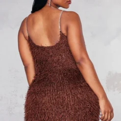 Shape Robe Moulante à Paillettes Texturées Chocolat Et Bretelles Strassées -Jolie Vêtue Soldes Magasin 6b9f1676fc2bb45df69301a51ee41775fe658cdb cnc6382 2