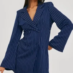 Robe Blazer Bleu Marine Froncée Et Découpée Dans Le Dos à Rayures Et Double Boutonnière -Jolie Vêtue Soldes Magasin 6cbbcceb441ed5309217dfb79bcf3be036d3916d cnb7400 2