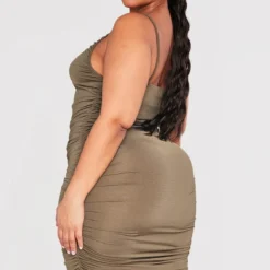 Plus Robe Moulante Kaki Froncée Asymétrique -Jolie Vêtue Soldes Magasin 6d48343c0a552a47a28f8a108241ab62487f3ede cnd2489 2