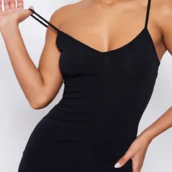 Robe Moulante En Jersey Noir à Bretelles Et Coutures -Jolie Vêtue Soldes Magasin 6f2e41180c004e9c0e9f2929306750fbb1b02a9f cnd4084 4