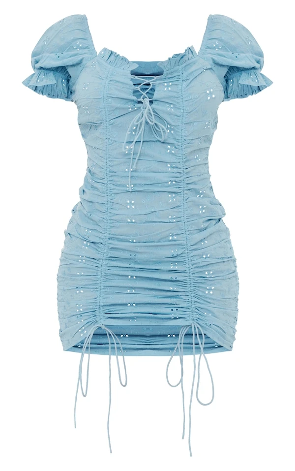 Robe Moulante Froncée Brodée Bleue à Lacets 7 Robe Moulante Froncée Brodée Bleue à Lacets – Image 5