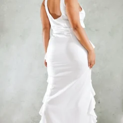 Plus Robe Longue Satinée Blanche à étages -Jolie Vêtue Soldes Magasin 7066ff78fef35d3351e5b57957eeea51bc694916 cnd4826 2