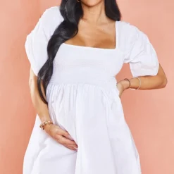 Maternité Mini Robe Babydoll De Grossesse Blanche Froncée Sur Le Buste