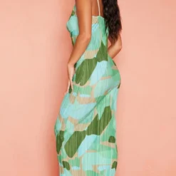 Robe Longue Plissée Verte à Imprimé Abstrait Et Bretelles -Jolie Vêtue Soldes Magasin 7419cfb0a7d0e3d9038ce7917ad69eda092bf54a cmz2308 3