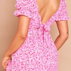 Robe Droite Rose Imprimé Abstrait à Découpe Et Devant Torsadé -Jolie Vêtue Soldes Magasin 760b2f558e72e515857a95abe730dbd965942c66 cnd4036 4