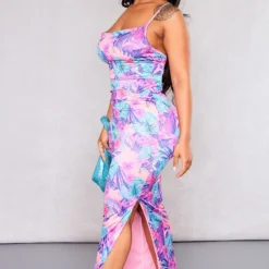 Shape Robe Longue Rose Moulante Imprimé Tropical à Col Bénitier -Jolie Vêtue Soldes Magasin 771a85a5beb6e2544cff8ab419102cc2db21746a cne3820 3